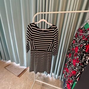 GAP Monochrome Striped Top
